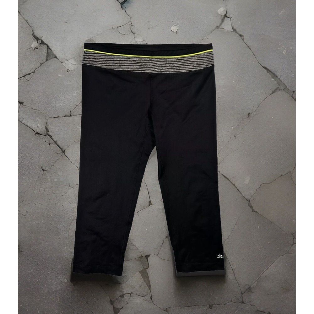 IUKKA Capri Leggings Women L Athleisure Workout Gym Yoga Exercise‎ NWT Charcoal